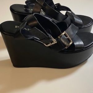PRADA Black leather wedge size 37.5